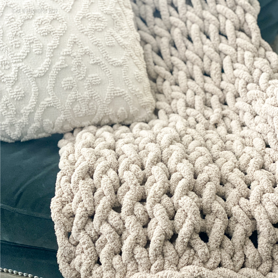 Chunky Knit Blanket Workshop® Including NEW Herringbone stitch!