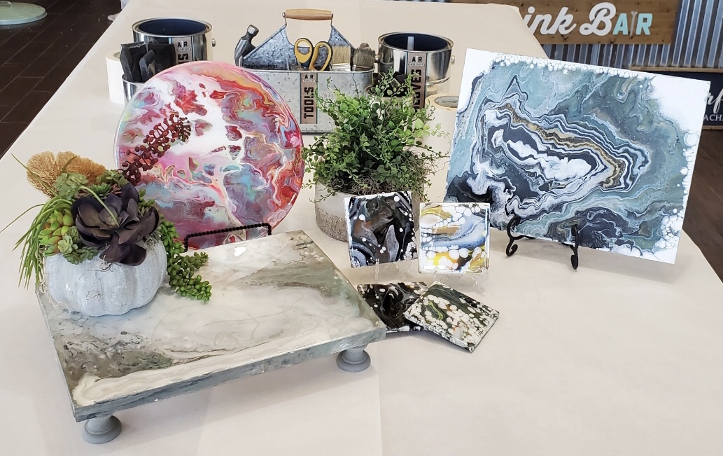 FAMILY FRIENDLY PAINT POURING