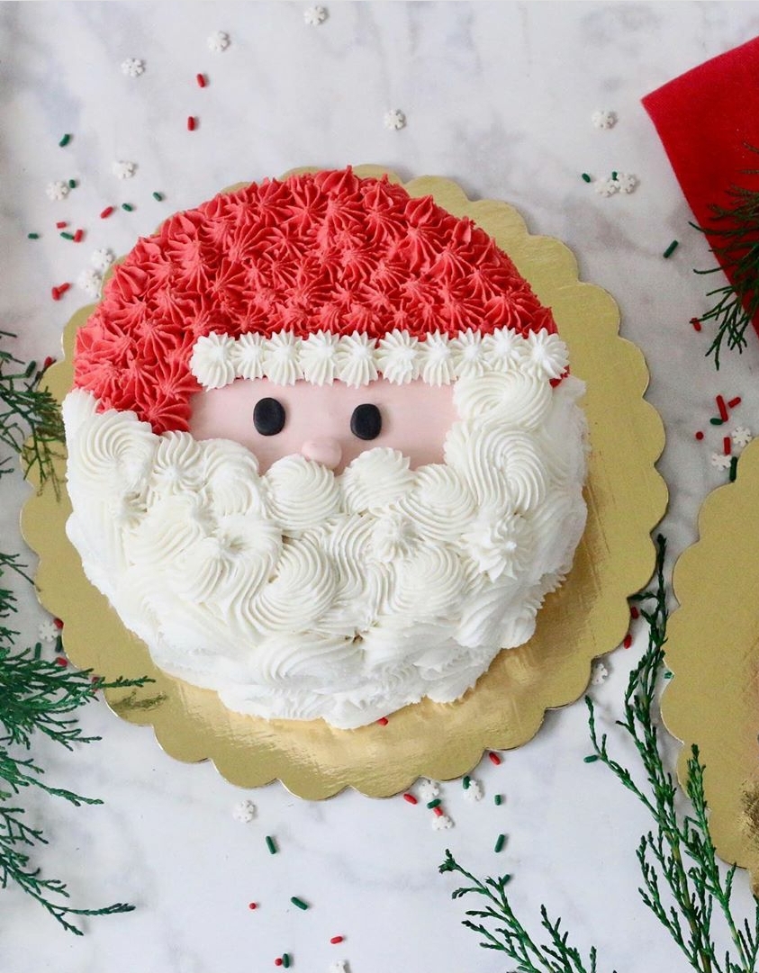 Santa Claus Cake Combo | Christmas Cake Online | Christmas Cupcakes